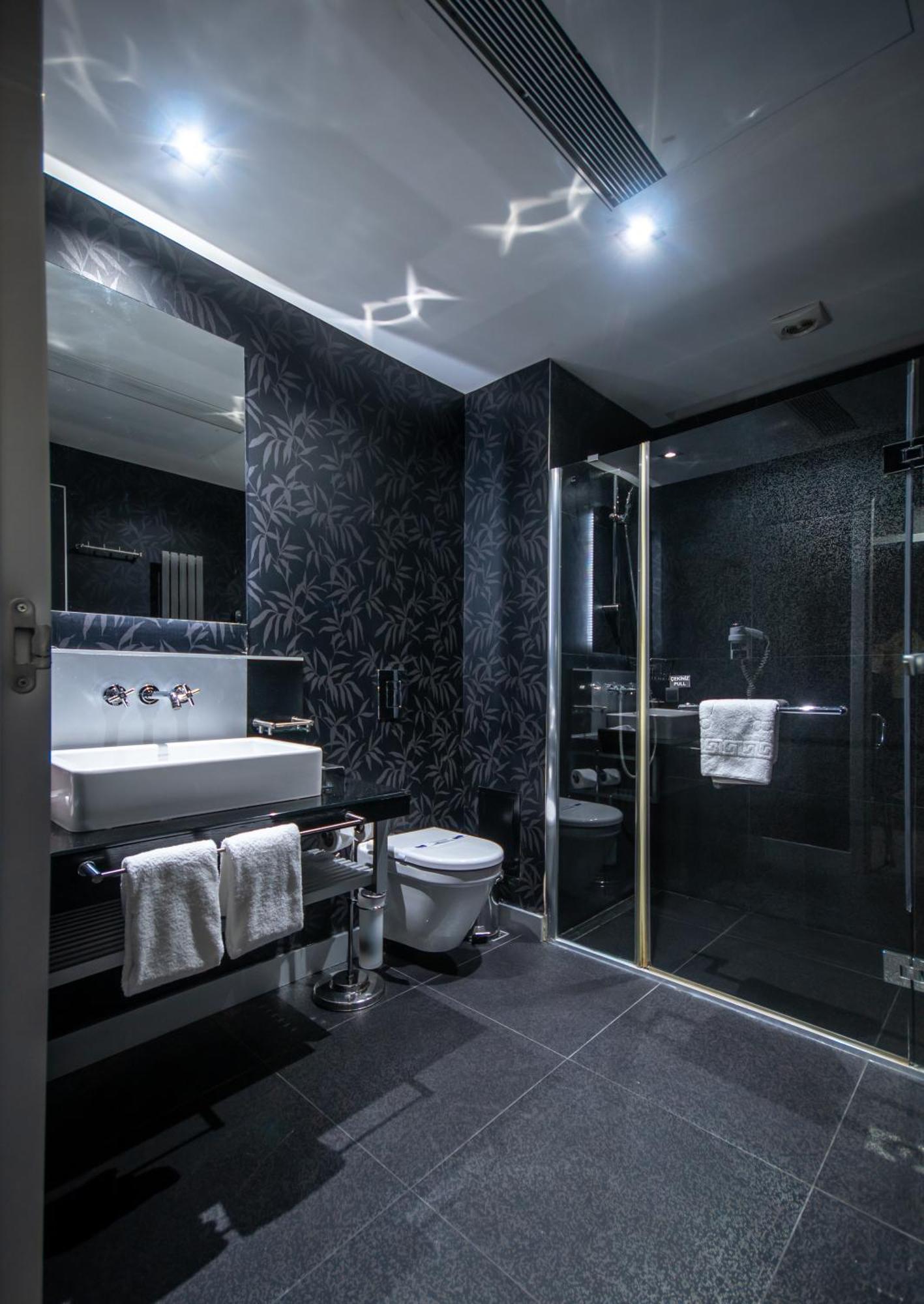 Vernazza Suites Istanbul Ngoại thất bức ảnh